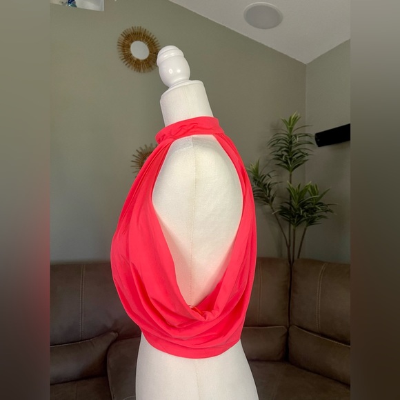 🔥SEXY🔥NWOT Neon Hot Pink Superdown Open Back Crop Top Sz M Medium - Picture 5 of 11